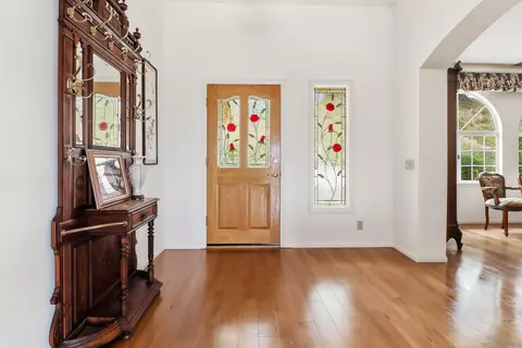 Entry Way - 3844 Alta Vis, Fallbrook, CA 92028 photo 4 of 4