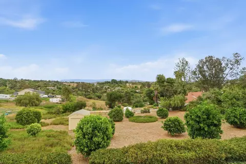 View/Area - 3844 Alta Vis, Fallbrook, CA 92028 photo 1 of 1
