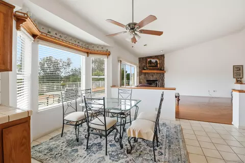 Dining - 3844 Alta Vis, Fallbrook, CA 92028 photo 2 of 4