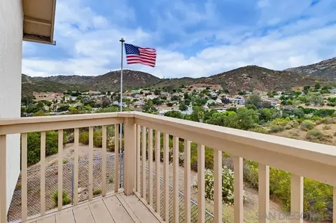 Exterior - 833 Cochran Trl, El Cajon, CA 92019 photo 7 of 25