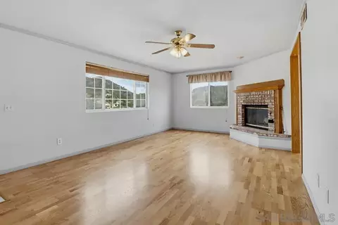 Living - 833 Cochran Trl, El Cajon, CA 92019 photo 1 of 5