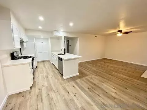 6033 Estelle St #10, San Diego, CA 92115