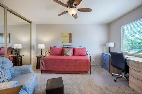 Bedroom - 1849 Buckskin Gln, Escondido, CA 92027 photo 3 of 5