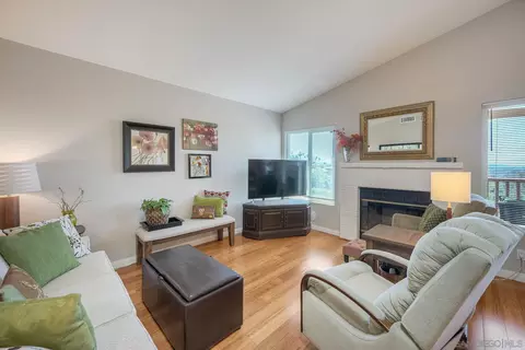 Living - 1849 Buckskin Gln, Escondido, CA 92027 photo 1 of 1