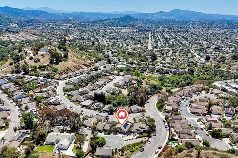 View/Area - 1849 Buckskin Gln, Escondido, CA 92027 photo 1 of 10