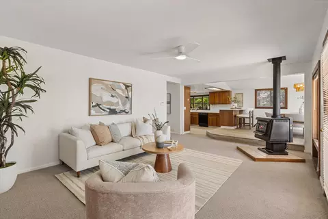 Living - 387 12 Ocean View Ave, Encinitas, CA 92024 photo 1 of 4