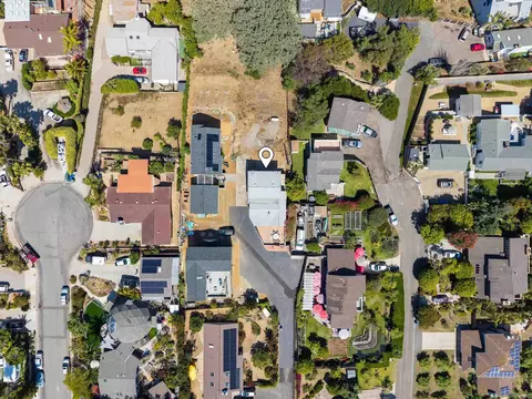 View/Area - 387 12 Ocean View Ave, Encinitas, CA 92024 photo 3 of 3