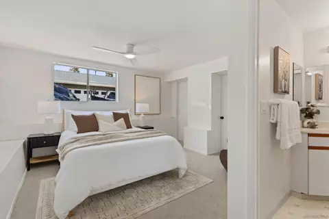 Bedroom - 387 12 Ocean View Ave, Encinitas, CA 92024 photo 2 of 3