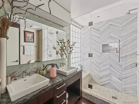 Bath - 3 Green Turtle Rd, Coronado, CA 92118 photo 1 of 1