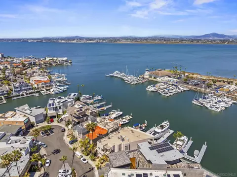 View/Area - 3 Green Turtle Rd, Coronado, CA 92118 photo 11 of 15