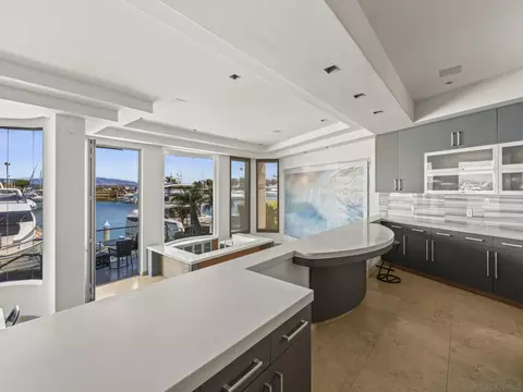 Kitchen - 3 Green Turtle Rd, Coronado, CA 92118 photo 2 of 5