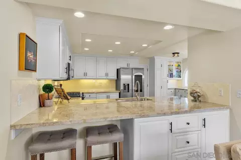 Kitchen - 4 Gingertree Ln, Coronado, CA 92118 photo 7 of 7