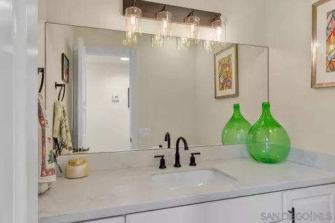 Bath - 4 Gingertree Ln, Coronado, CA 92118 photo 1 of 3
