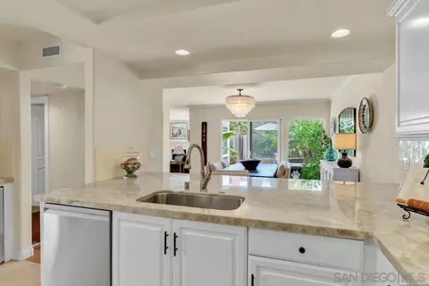 Kitchen - 4 Gingertree Ln, Coronado, CA 92118 photo 6 of 7