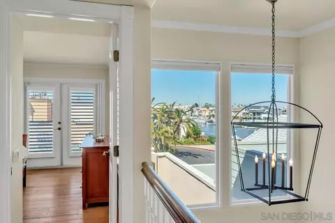 Entry Way - 4 Gingertree Ln, Coronado, CA 92118 photo 1 of 3