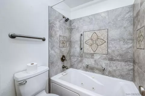 Bath - 5350 Baltimore #5, La Mesa, CA 91942 photo 2 of 2