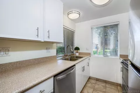 Kitchen - 5350 Baltimore #5, La Mesa, CA 91942 photo 5 of 5