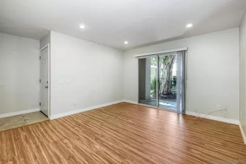 Living - 5350 Baltimore #5, La Mesa, CA 91942 photo 4 of 6