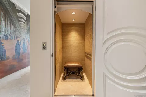 Entry Way - 7109 Aviara Dr, Carlsbad, CA 92011 photo 2 of 3