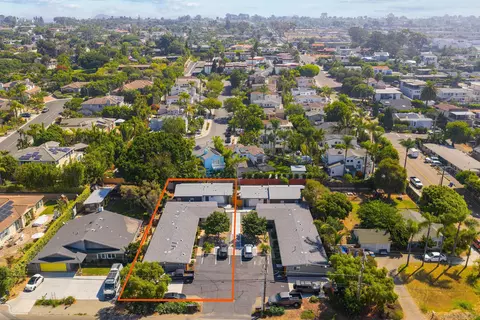 View/Area - 921-927 Regal Rd, Encinitas, CA 92024 photo 1 of 3