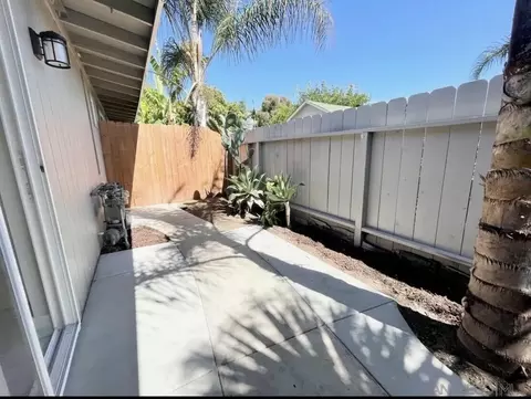 Exterior - 931-937 Regal Rd, Encinitas, CA 92024 photo 6 of 7
