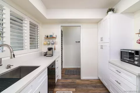 Kitchen - 3606 Vista Rey #38, Oceanside, CA 92057 photo 4 of 5