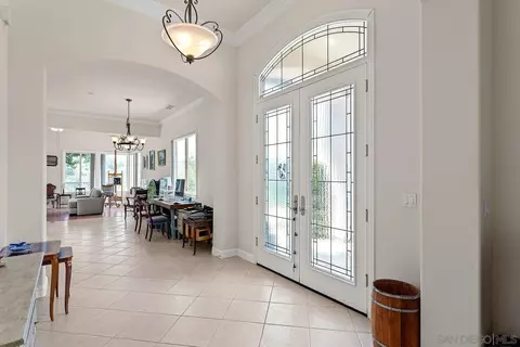Entry Way - 2557 Live Oak Park Rd, Fallbrook, CA 92028 photo 1 of 3