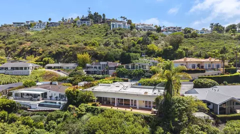 View/Area - 2326 Rue Adriane, La Jolla, CA 92037 photo 2 of 3