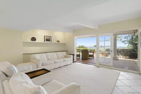 Living - 2326 Rue Adriane, La Jolla, CA 92037 photo 5 of 9