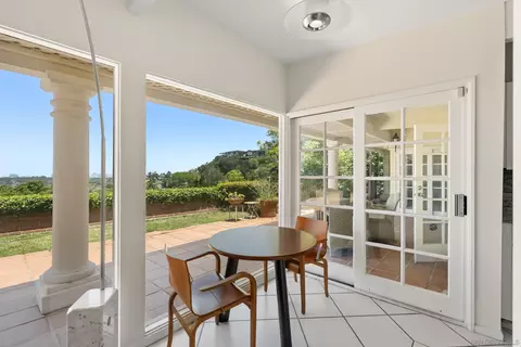Dining - 2326 Rue Adriane, La Jolla, CA 92037 photo 3 of 3