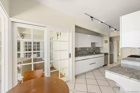 Kitchen - 2326 Rue Adriane, La Jolla, CA 92037 photo 4 of 4