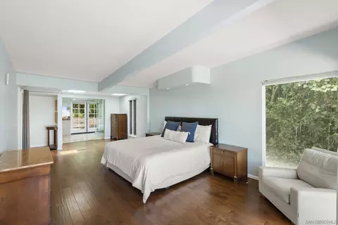 Bedroom - 2326 Rue Adriane, La Jolla, CA 92037 photo 2 of 4