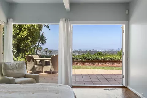 Bedroom - 2326 Rue Adriane, La Jolla, CA 92037 photo 3 of 4