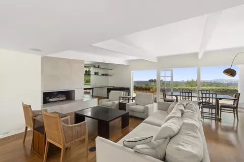 Living - 2326 Rue Adriane, La Jolla, CA 92037 photo 1 of 9