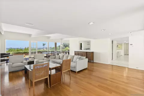 Living - 2326 Rue Adriane, La Jolla, CA 92037 photo 3 of 9