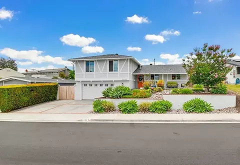 6880 Wallsey Dr, San Diego, CA 92119