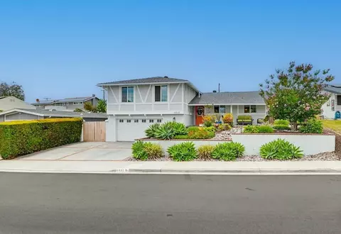 6880 Wallsey Dr, San Diego, CA 92119