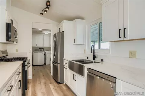 Kitchen - 11949 Riverside Dr, Lakeside, CA 92040 photo 4 of 4