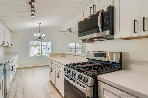 Kitchen - 11949 Riverside Dr, Lakeside, CA 92040 photo 3 of 4
