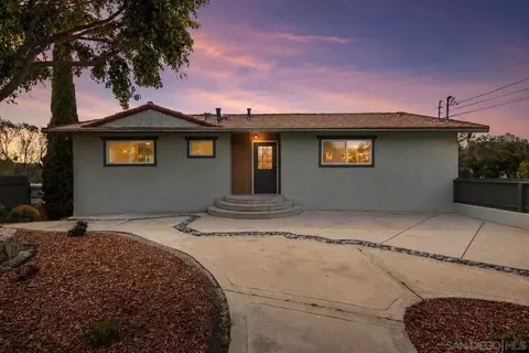 361 E Indian Rock Rd, Vista, CA 92084