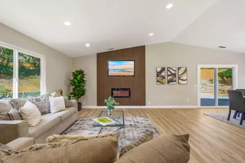 24763 Leada Way, Ramona, CA 92065