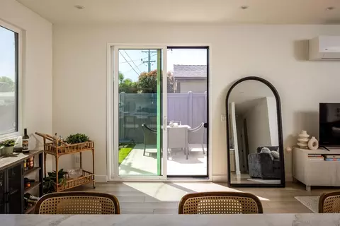 Entry Way - 5140 Los Robles Dr, Carlsbad, CA 92008 photo 4 of 4