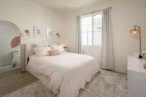 Bedroom - 5140 Los Robles Dr, Carlsbad, CA 92008 photo 6 of 9