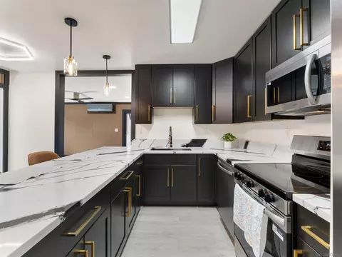 Kitchen - 1331 Ramblewood, Alpine, CA 91901 photo 7 of 7