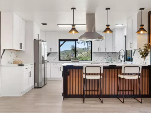 Kitchen - 1331 Ramblewood, Alpine, CA 91901 photo 1 of 7