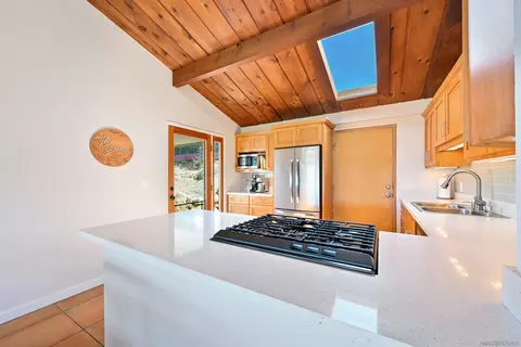 Kitchen - 9268 Hightop, Lakeside, CA 92040 photo 1 of 4