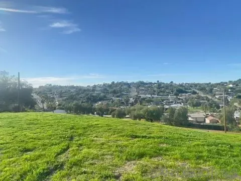 6831 Broadway #5, San Diego, CA 92114
