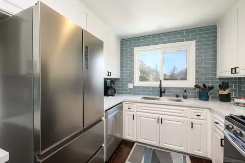 2040 Robinson #C, San Diego, CA 92104