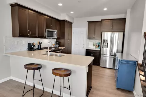 Kitchen - 8610 Sage Shadow Dr, Lakeside, CA 92040 photo 1 of 6