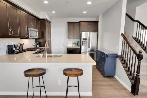 Kitchen - 8610 Sage Shadow Dr, Lakeside, CA 92040 photo 2 of 6